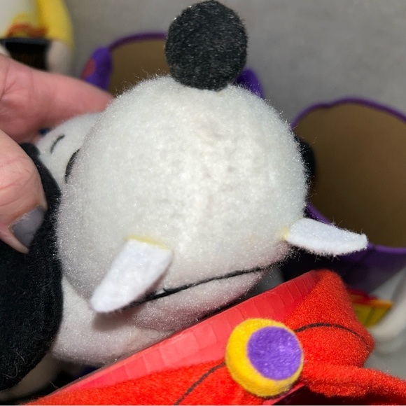 Peanuts Gift Tubes 2011 Halloween Decor 4 set 14-17" Snoopy Lucy Charlie Woodsto - Picture 10 of 12